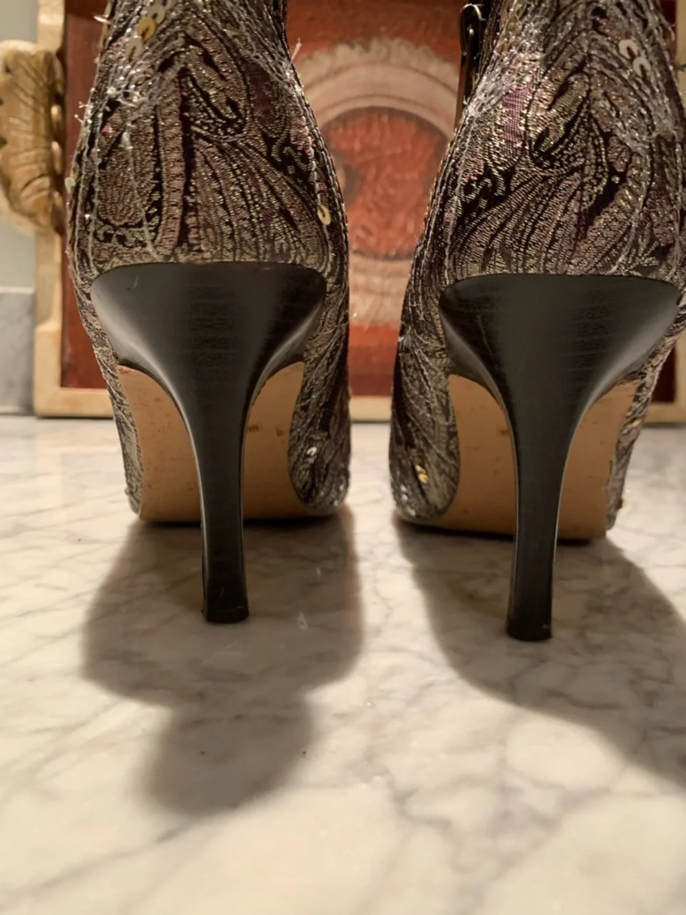 🔥SALE🔥MICHELLE🩷PAISLEY METALLIC BAROQUE-STYLE BOOTIES! - Picture 7 of 8